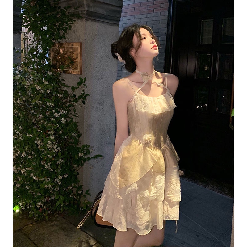 Đầm Hai Dây Dáng Dài Chiết Eo Cao Kiểu Công Chúa Thời Trang Pháp