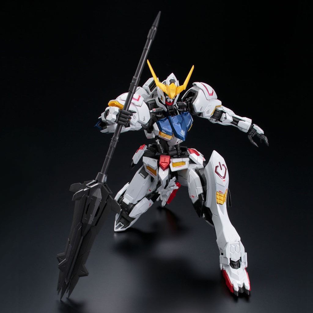 [Freeship - Có sẵn] Mô Hình Lắp Ráp MG Barbatos Titanium Finish The Gundam Base Limited 1/100 Bandai Master Grade