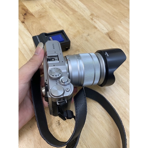 Máy ảnh Fujifim XA3 kem kit đa dụng