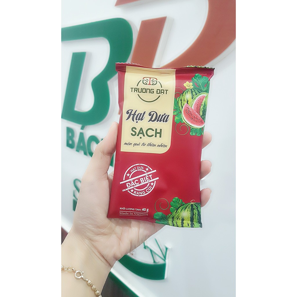 Hạt Dưa Rang Củi Trường Đạt 40g không phẩm màu