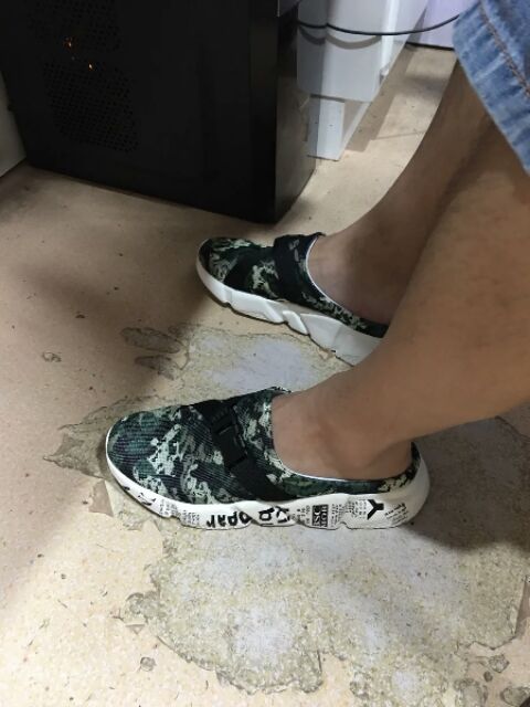 Giầy sục thể thao nam quai khoá | BigBuy360 - bigbuy360.vn