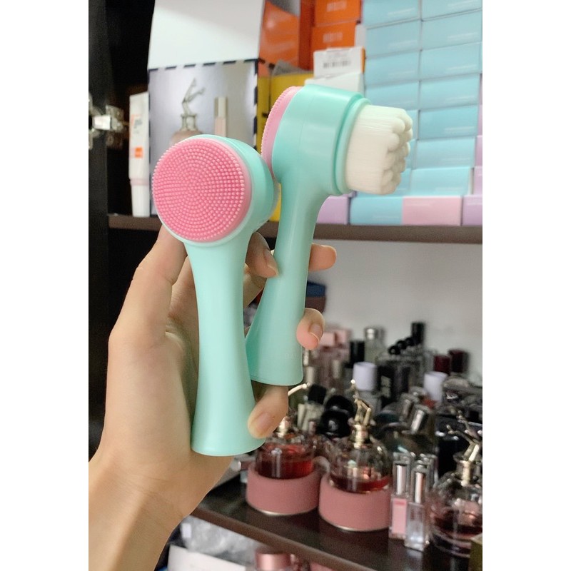 Cọ rửa mặt Banila