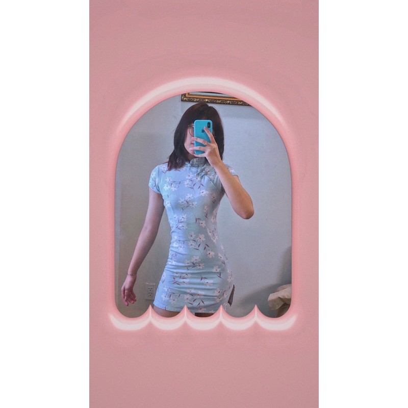 Sườn xám nữ 2nd hand (độ mới 90%)