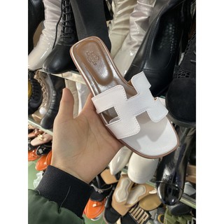 Dép HM trắng đen nâu bò