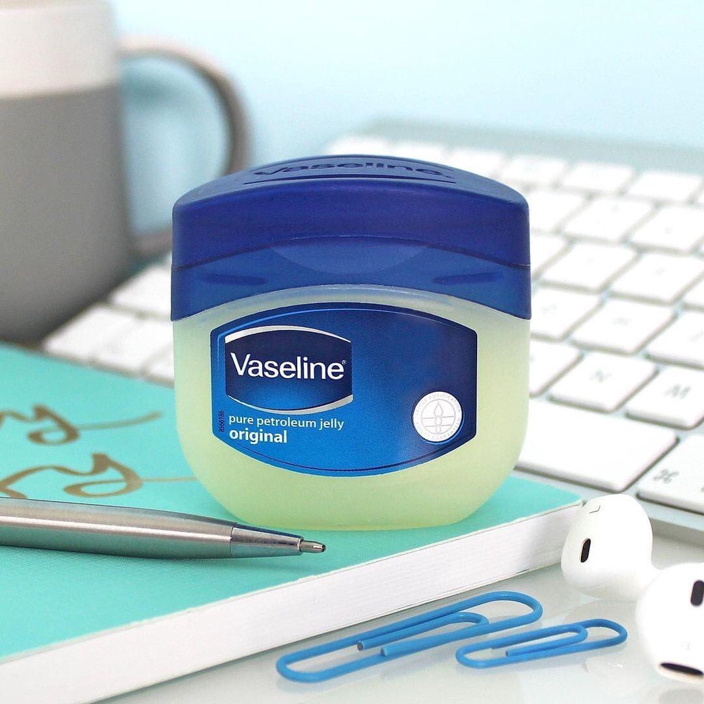 Sáp dưỡng ẩm da Vaseline pure petroleum jelly Original