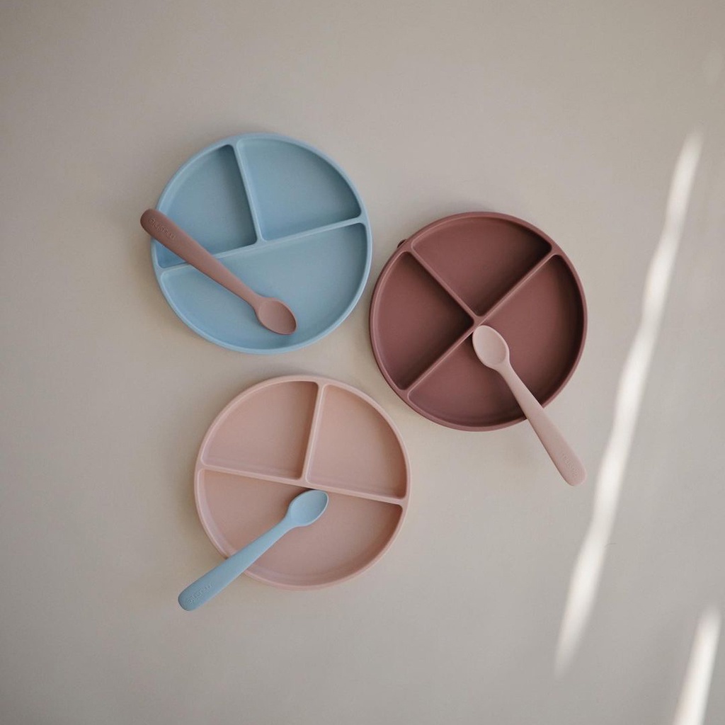 Mushie khay ăn đế dính silicone