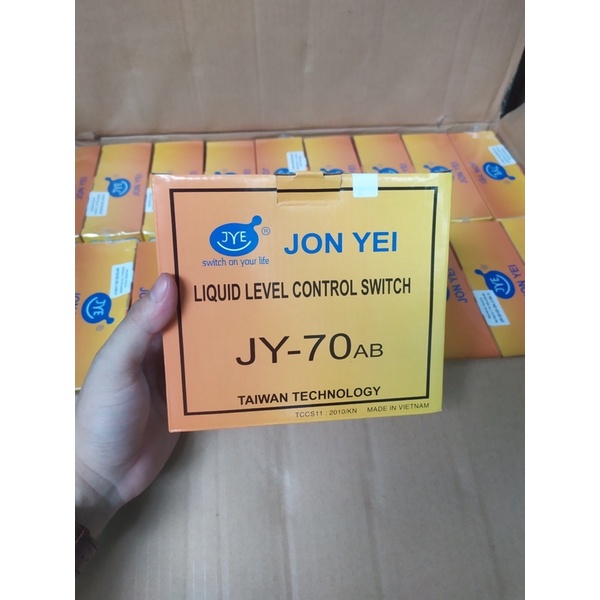 Phao Điện Sử Dụng Tắt Mở Bơm Nước
