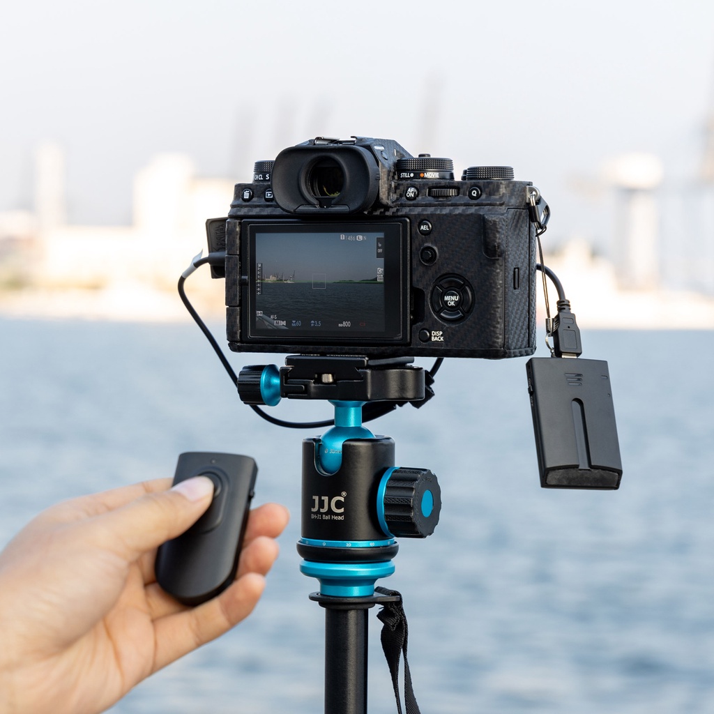 Tay Cầm Chơi Game Không Dây Fuji RR-100 Cho Fujifilm GFX100 GFX50S X-Pro3 XT4 XT3 XT5 XT30II XT30 XT20 XE4 XE3 XA7 X100V X100F XS10