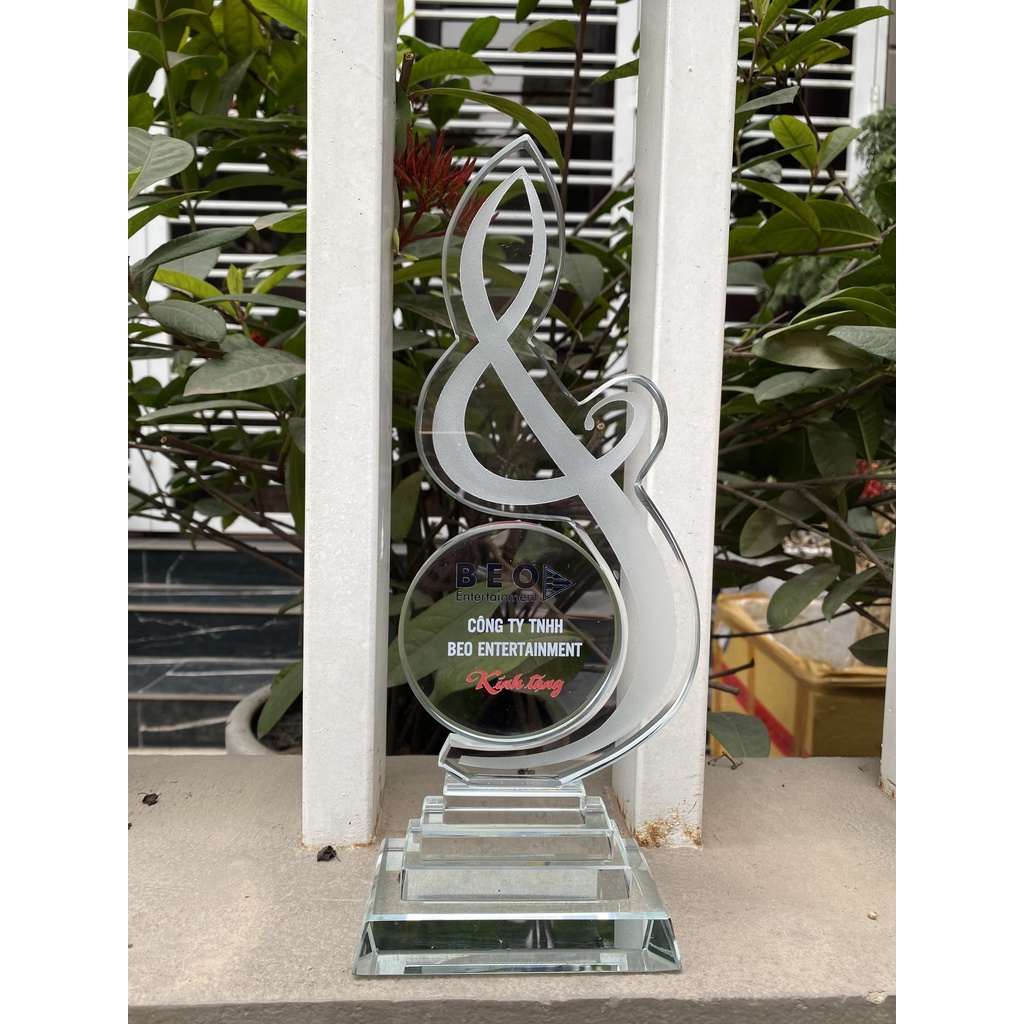 Cúp Pha Lê Âm Nhạc Hình Khóa Sol