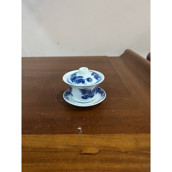 Bát sâm, chén nước thờ men lam