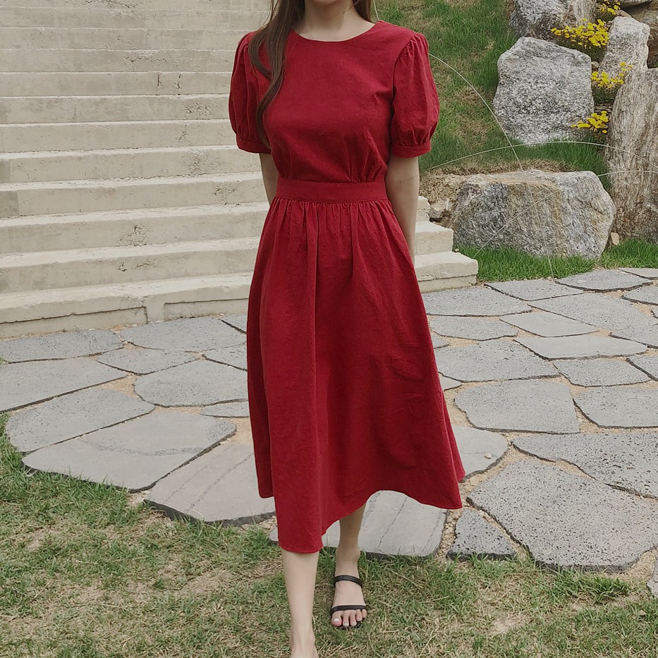 Đầm Midi Tay Ngắn Cổ Tròn Màu Đỏ 34700