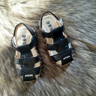 Sandal rọ cho bé trai màu đen