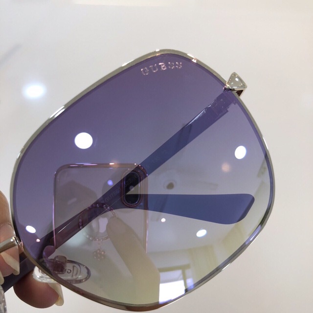 [Siêu Rẻ] Kính Guess  siêu đẹp siêu sang | BigBuy360 - bigbuy360.vn