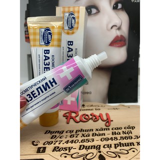 Dưỡng Vaselin Nga dưỡng mềm môi 42ml