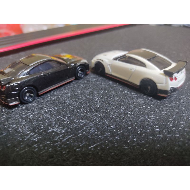 Xe mô hình Tomica Nissan GT-R Nismo