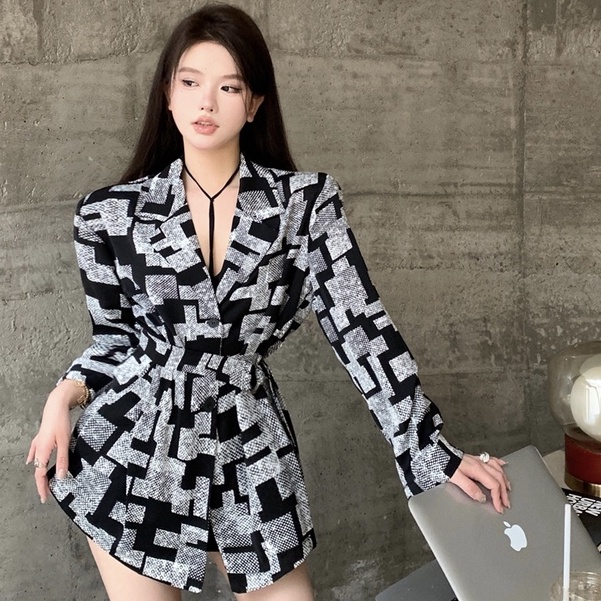 Bộ Áo Khoác Vest Tay Dài In Họa Tiết Caro + Đầm Hai Dây Màu Đen Co Giãn Phong Cách Hàn Quốc Thời Trang Cho Nữ