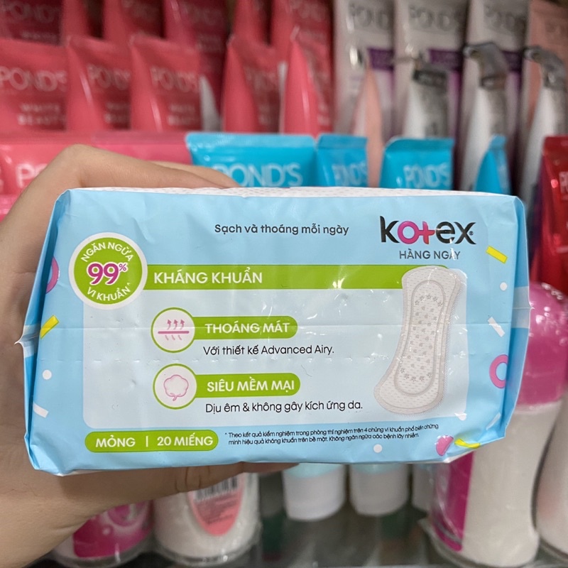 Băng vệ sinh Kotex hằng ngày kháng khuẩn, mỏng, 20 miếng