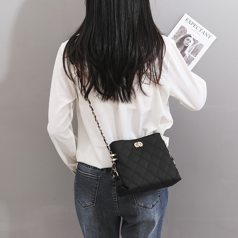 ⚡ Best Seller ⚡ Túi Xách Nữ Khóa Xoay Da Mềm Thời Trang