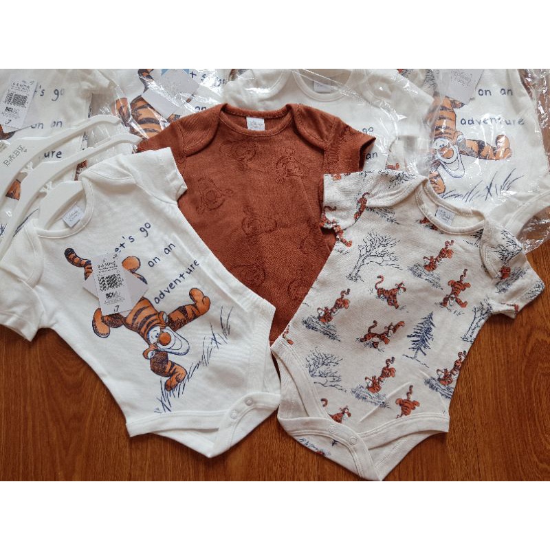 Set 3 bodysuit cộc tay chính hãng Matalan