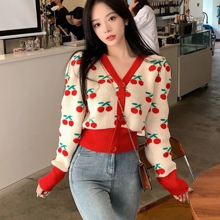 Hàng Có Sẵn Áo Sweater Dệt Kim In Hình Quả Cherry Nhỏ Xinh Ngọt Ngào Phong Cách Hàn Quốc Cổ Điển Chống Lão Hóa