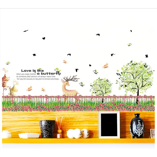 Decal trang trí Hàng rào cây xanh và Nai lớn
