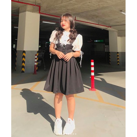 [Mã SKAMFA06 giảm 10% tối đa 50K đơn 0Đ] DOLLY OVERALS DRESS | BigBuy360 - bigbuy360.vn