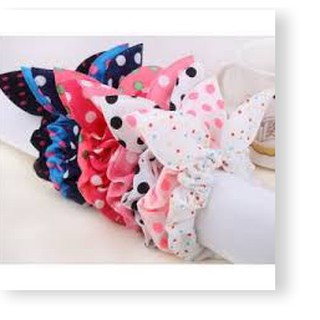 Cột tóc tai thỏ xinh xắn cho bé yêu