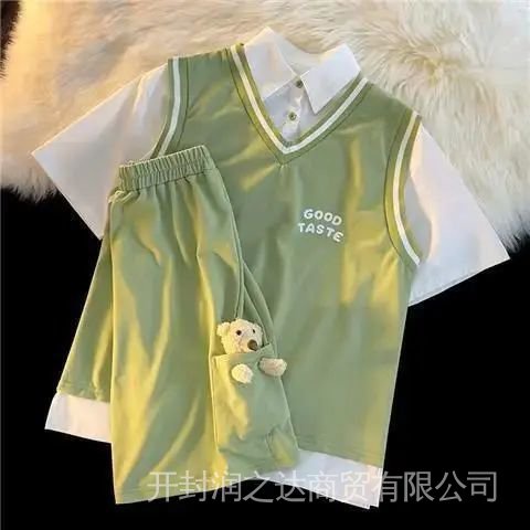 Set áo thun polo phối quần short màu xanh lá in hình gấu phong cách Hàn Quốc cao cấp Mùa Hè Cho Nữ