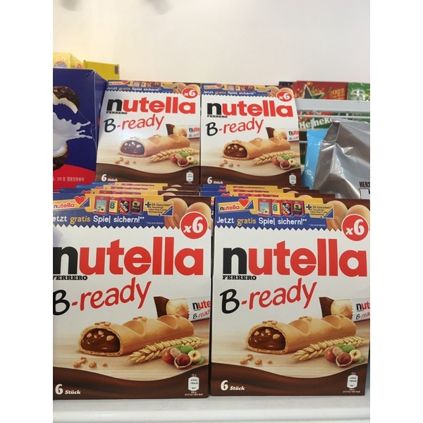 Nutella B-Ready Bánh quy nhân socola hạt phỉ hộp 132gr (6 bánh)