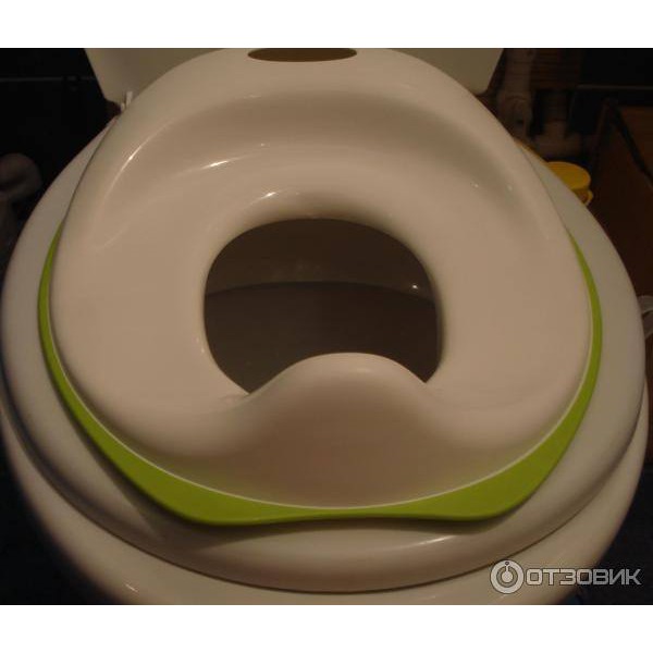 Bệ toilet IKEA TOSSIG- Sản xuất tại Phần Lan