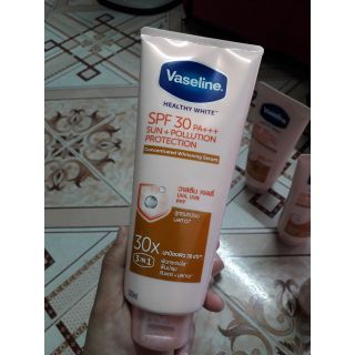 Sữa dưỡng thể trắng da 30x Thái Lan