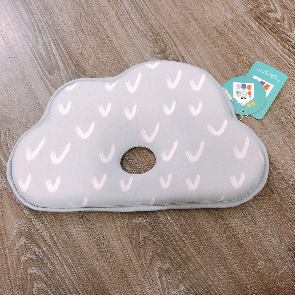 Gối lõm cao su, chống bẹt đầu hình đám mây dùng cho bé.
