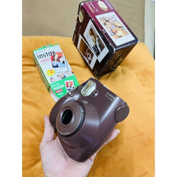 Máy chụp ảnh lấy liền Fujifilm Instax Mini 7 CHEKI tặng kèm pin và 1 pack film 10 tấm date 2023