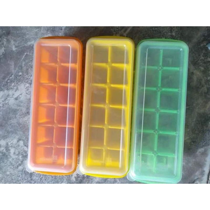 Khay trữ đông 7 ngăn và 12 ngăn có nắp