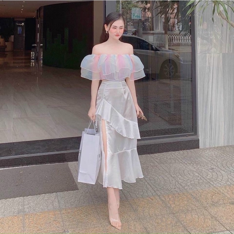 Áo bẹt vai croptop cầu vồng siêu xinh