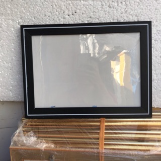 2 chiếc Khung ảnh viền kẻ A4 (21x30)