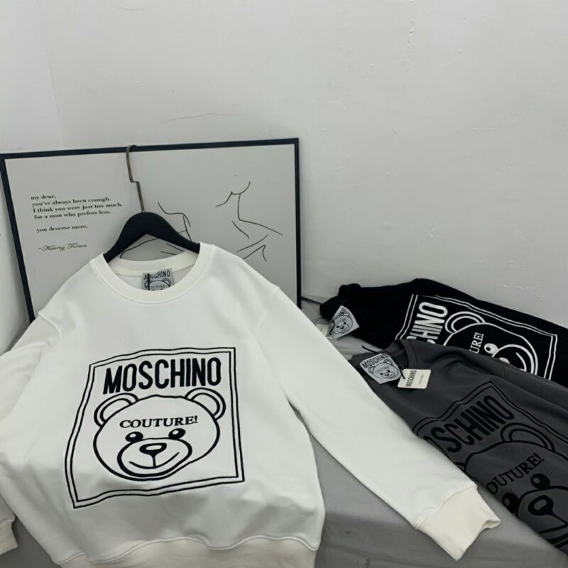 áo phông dài tay nam nữ đồng khoản moschino