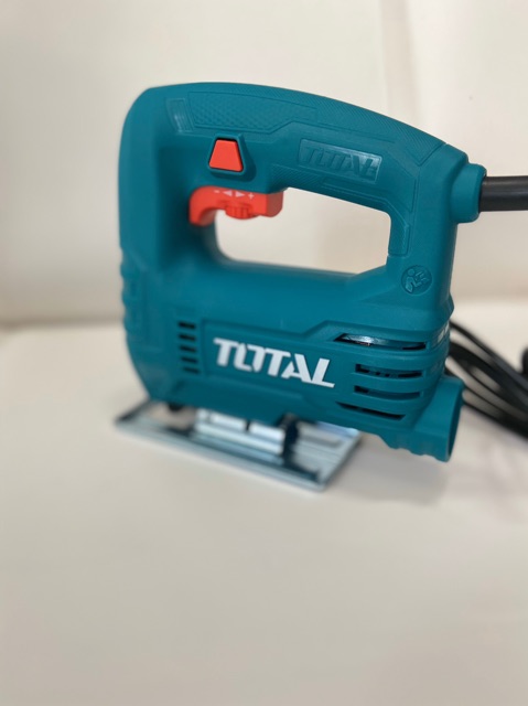 Máy cưa lọng Total TS204556