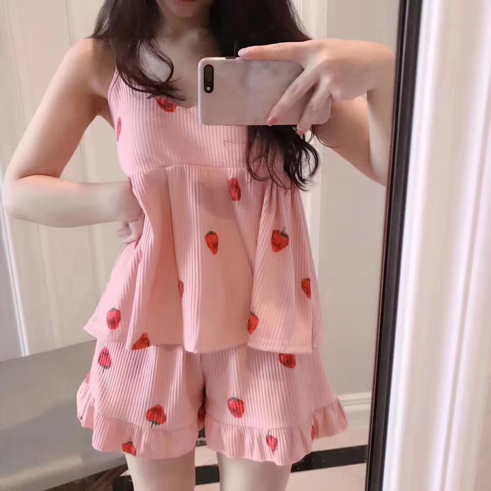 Bộ ngủ Dâu Tây