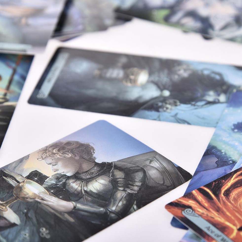 Bộ bài tarot 78 lá bằng tiếng Anh tiện lợi