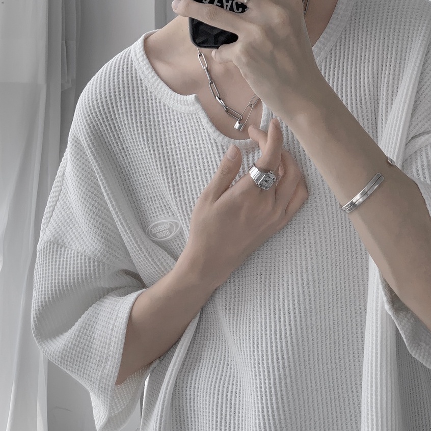 Áo Thun Tay Ngắn Cổ Chữ V Thời Trang Phong Cách Hàn Quốc Cho Nam/ Nữ