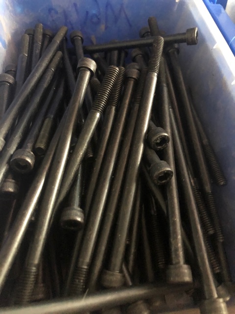 Ốc lục giác M6 dài :6,7,8,9,10,12cm
