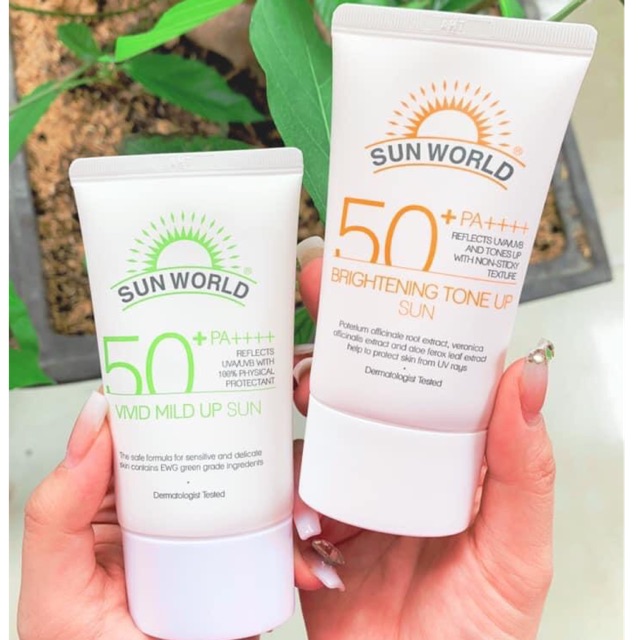 KEM CHỐNG NẮNG SUN WORLD VIVID MILD UP SUN MÀU XANH LÁ TUÝT 50ML