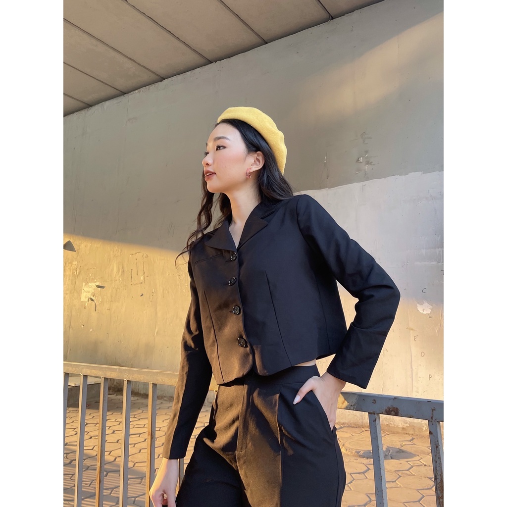 Kuchimachic- Set blazer form ngắn kèm quần Kuchimade mã KUS07