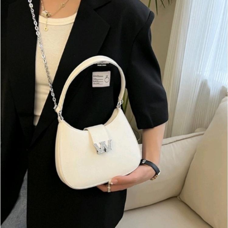 Túi Đeo Chéo Wang Dây Xích Nắp Đá Gài, Túi Xách Kẹp Nách W - T051