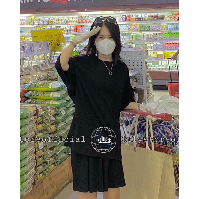 áo hở lưng và quần đùi đen,nhận hàng có vấn đề liên hệ shop trước khi đánh giá