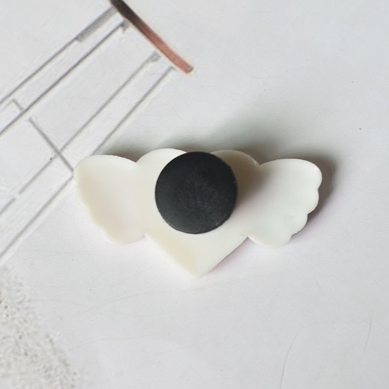 Dễ Thương Ghim Trang Trí Giày Hình Thức Ăn / hamburger / croc / Trái Dừa Đáng Yêu Cho Nữ charms