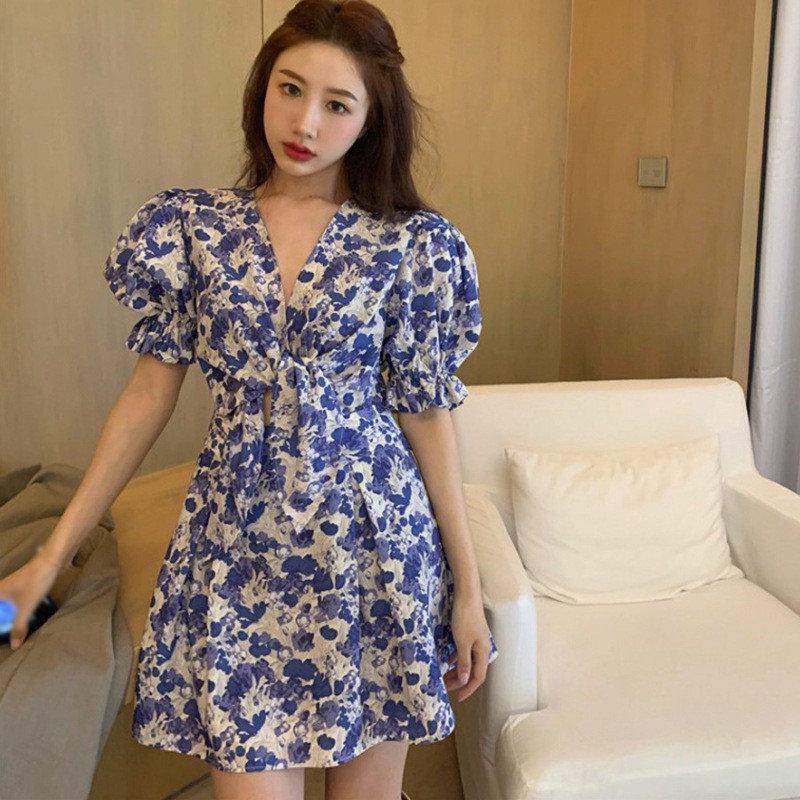 Đầm Nữ Tay Ngắn Cổ Chữ V Ôm Eo Thời Trang Quyến Rũ