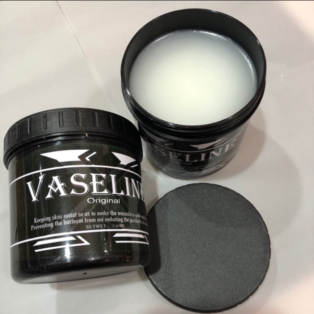 Vazelin trong xăm hình , trọng lượng 350g(109k/1 hũ)