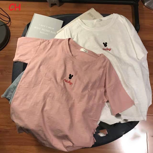Áo phông logo đầu Mickey in ngực COH0320
